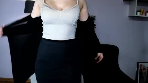 Snapshot of kitty_denise chatting on 03/04/26, 10:49 Denise online show from 03/04/26, 10:49