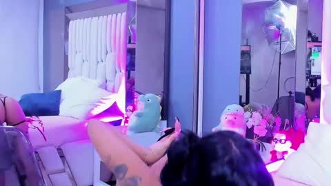 kitty online show from 02/25/25, 01:41