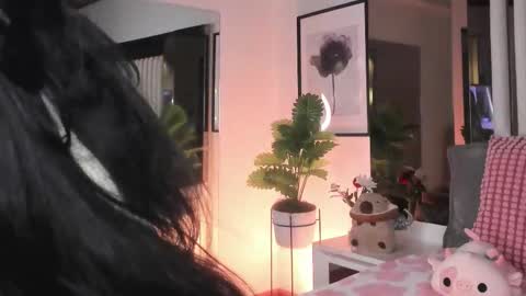 kitty online show from 02/05/26, 09:41