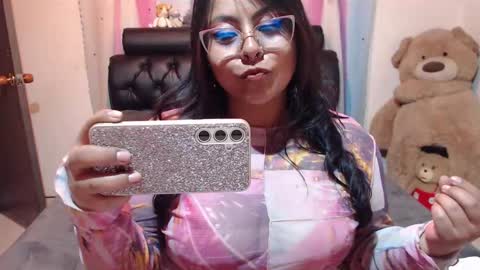 kitty online show from 02/07/25, 03:45