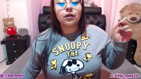 Snapshot of kitty_eyes chatting on 02/09/26, 03:43 kitty online show from 02/09/26, 03:43