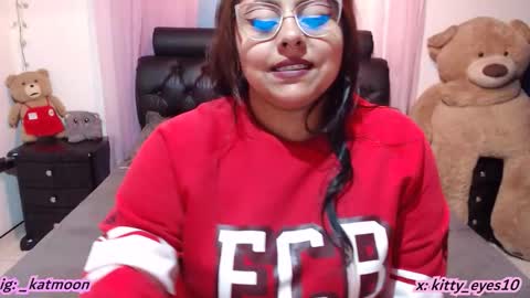 Snapshot of kitty_eyes chatting on 02/17/26, 02:41 kitty online show from 02/17/26, 02:41