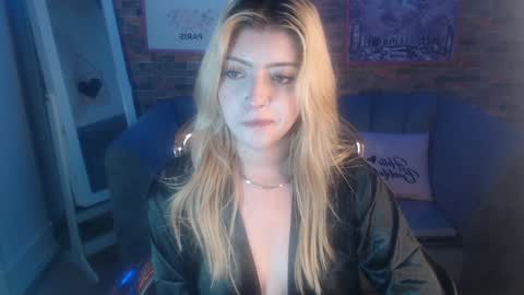 kitty_fox_b online show from 01/08/25, 03:39