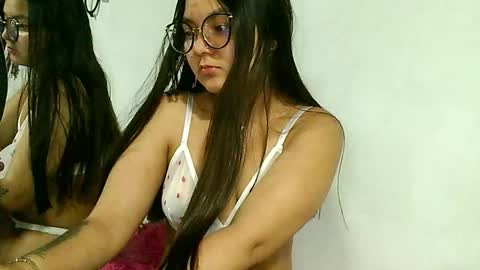 Snapshot of kitty_g3 chatting on 12/02/25, 03:34 kitty_g3 online show from 12/02/25, 03:34