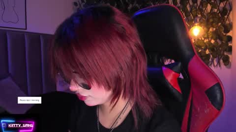 Camila online show from 11/06/25, 02:12