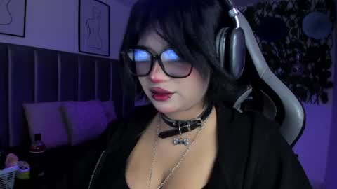 Snapshot of kitty_gang chatting on 07/03/26, 01:01 Camila online show from 07/03/26, 01:01