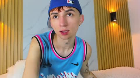 kitty_gill online show from 01/15/25, 01:12