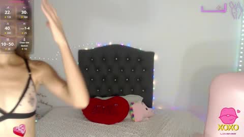 kitty  online show from 09/23/25, 07:50