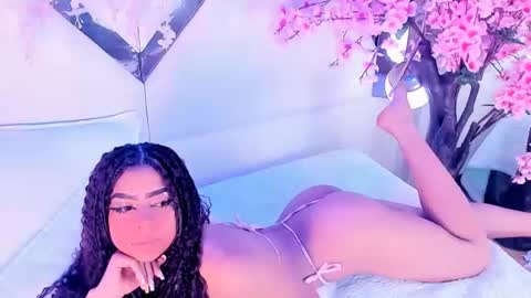 Snapshot of kitty_hart1 chatting on 07/13/26, 01:47 Tip Menu de Kitty online show from 07/13/26, 01:47