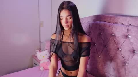 Snapshot of kitty_mia29 chatting on 05/05/26, 05:59 Kitty online show from 05/05/26, 05:59