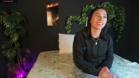 kitty_milan2 online show from 06/26/26, 03:16