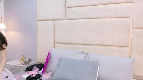 Snapshot of kitty_model chatting on 04/16/26, 12:39 kitty_model online show from 04/16/26, 12:39