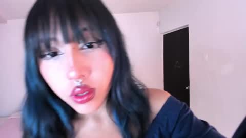 Snapshot of kitty_pam chatting on 03/04/25, 09:51 Kitty online show from 03/04/25, 09:51