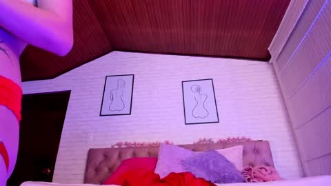 Snapshot of kitty_pam chatting on 10/04/25, 09:18 Kitty online show from 10/04/25, 09:18