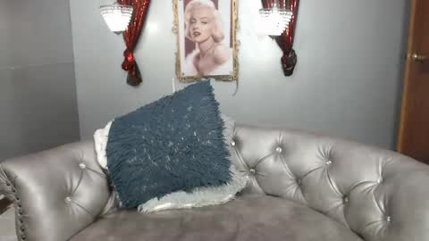 kitty online show from 01/27/25, 09:55