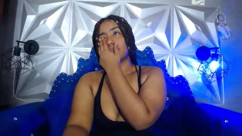 kitty online show from 09/11/25, 02:44