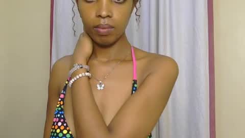 Snapshot of kitty_piee chatting on 06/29/26, 01:12 sugar plum online show from 06/29/26, 01:12