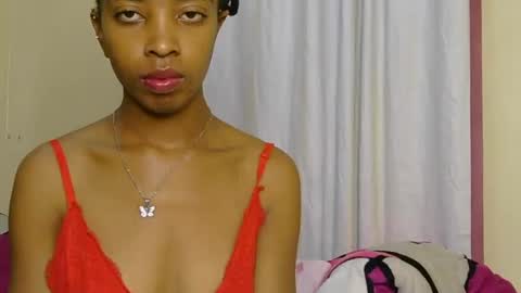 Snapshot of kitty_piee chatting on 07/22/26, 12:13 sugar plum online show from 07/22/26, 12:13