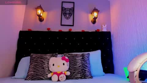 Snapshot of kitty_rose01 chatting on 04/25/26, 07:00 kitty_rose01 online show from 04/25/26, 07:00