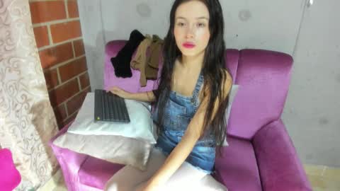 Snapshot of kitty_rose6147 chatting on 01/15/26, 11:04 kitty rose online show from 01/15/26, 11:04