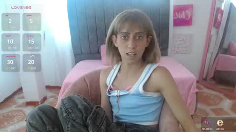 Snapshot of kitty_seducction chatting on 11/07/25, 07:14 Aleja online show from 11/07/25, 07:14