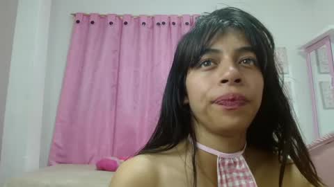 Snapshot of kitty_seducction chatting on 05/08/26, 01:44 Aleja online show from 05/08/26, 01:44