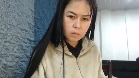 Snapshot of kitty_small69 chatting on 01/18/26, 02:37 kitty_small69 online show from 01/18/26, 02:37