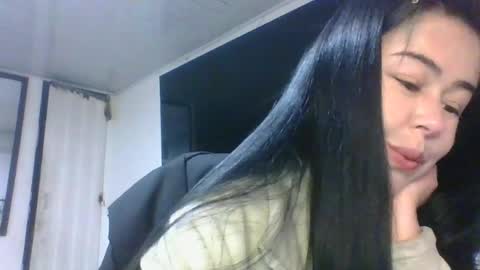Snapshot of kitty_small69 chatting on 07/03/26, 02:29 kitty_small69 online show from 07/03/26, 02:29