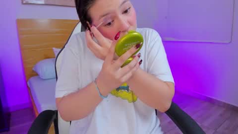 K I T T Y online show from 12/22/25, 12:46