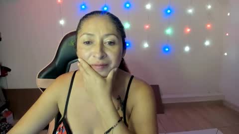 violet online show from 12/30/24, 04:20