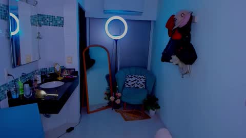 KittyChanel online show from 12/18/25, 05:13