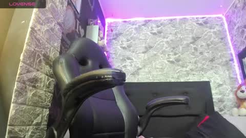 Cata Moon online show from 11/22/25, 07:13