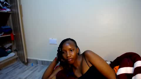 Snapshot of kittyfay_ chatting on 07/25/26, 10:40 Fay online show from 07/25/26, 10:40