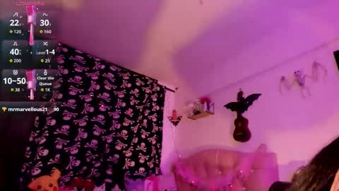 Snapshot of kittygoth_ chatting on 11/20/25, 09:58 Kitty Goth online show from 11/20/25, 09:58