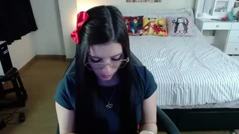 Isabel online show from 07/08/26, 12:37