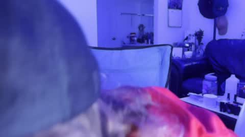 Snapshot of kittykay86 chatting on 01/20/25, 01:32 Bella Blue BBW online show from 01/20/25, 01:32