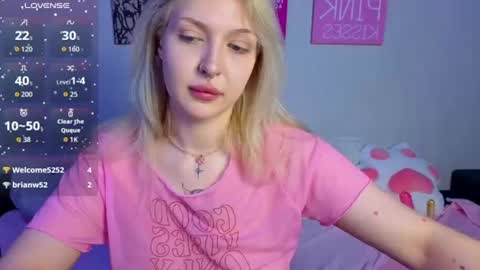 Snapshot of kittykendall chatting on 06/10/26, 06:29 kittykendall online show from 06/10/26, 06:29
