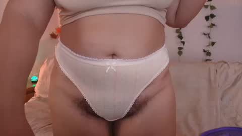 Snapshot of kittylu__ chatting on 06/20/26, 03:42 L FOLLOW ME ON IG kittylu online show from 06/20/26, 03:42