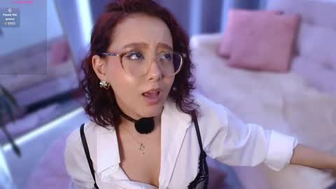 Snapshot of kittysophie_ chatting on 05/27/26, 09:12 Sophie online show from 05/27/26, 09:12