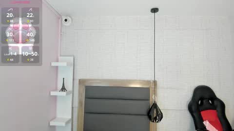  K I T T  Y  online show from 01/14/26, 11:53