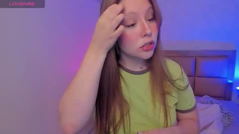  K I T T  Y  online show from 02/25/26, 07:56