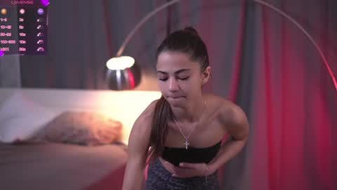 Snapshot of kity_paw chatting on 03/05/25, 08:42 Zendaya online show from 03/05/25, 08:42