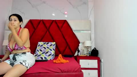 Luisa y Jairo online show from 06/26/26, 12:20