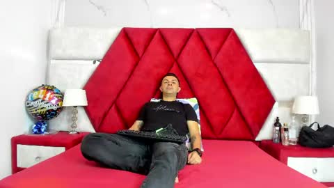 Luisa y Jairo online show from 07/11/26, 12:08