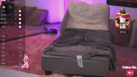 Erika online show from 01/09/25, 07:08