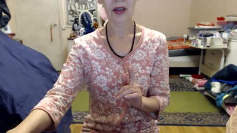 KiuminBerry online show from 12/27/24, 12:45