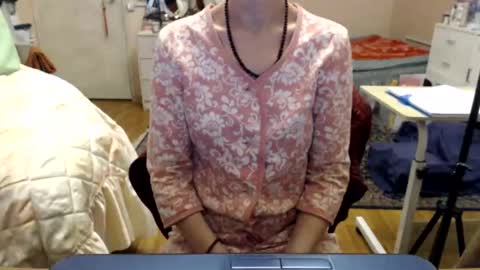 KiuminBerry online show from 11/01/25, 12:18