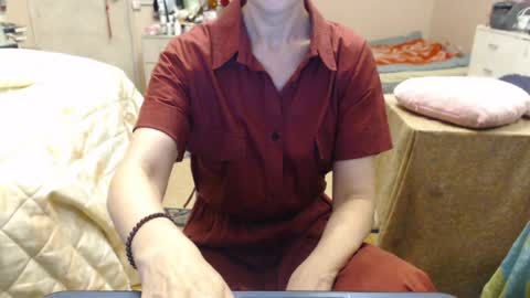 Snapshot of kiuminberry chatting on 06/12/26, 06:18 KiuminBerry online show from 06/12/26, 06:18