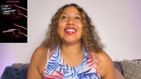 Lili online show from 09/28/25, 12:10