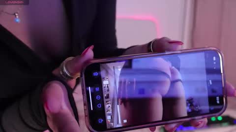 Snapshot of kiut_tiffanii chatting on 03/17/26, 03:22 Tiffanii online show from 03/17/26, 03:22